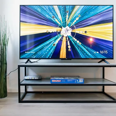 شقة Stylisches Design - Zentrum - Mit Parking - 2 Schlafzimmer - Homeoffice - Wlan Und Tv - Waschmaschine - 500m Zum Hbf - Paare - Geschaeftsreisende - Messe - Workation