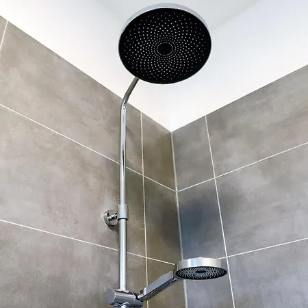Apartment Stylisches Design - Zentrum - Mit Parking - 2 Schlafzimmer - Homeoffice - Wlan Und Tv - Waschmaschine - 500m Zum Hbf - Paare - Geschaeftsreisende - Messe - Workation Chemnitz